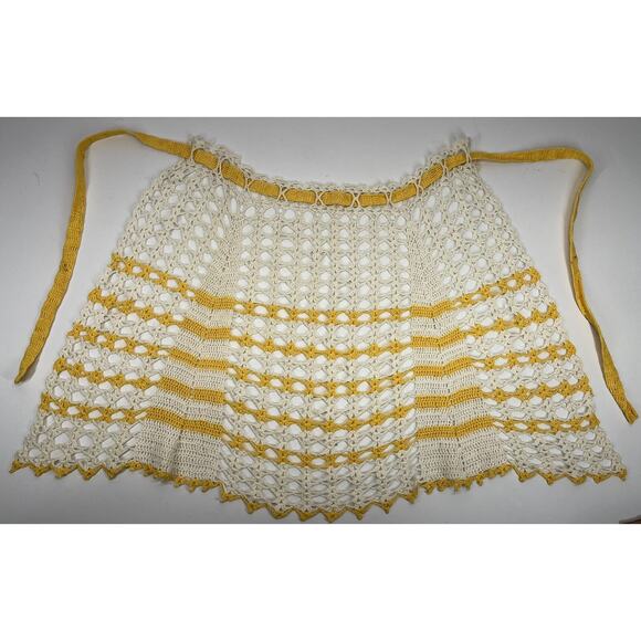 Vintage Crochet Half Apron Yellow Ivory Chevron Stripe Tie Back Halter Top - Picture 1 of 4
